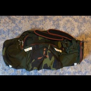OhM Yoga Camo Bag Duffel